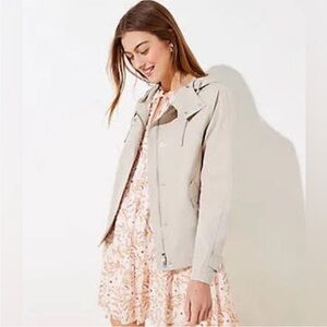 Like new Loft petite modern rain jacket